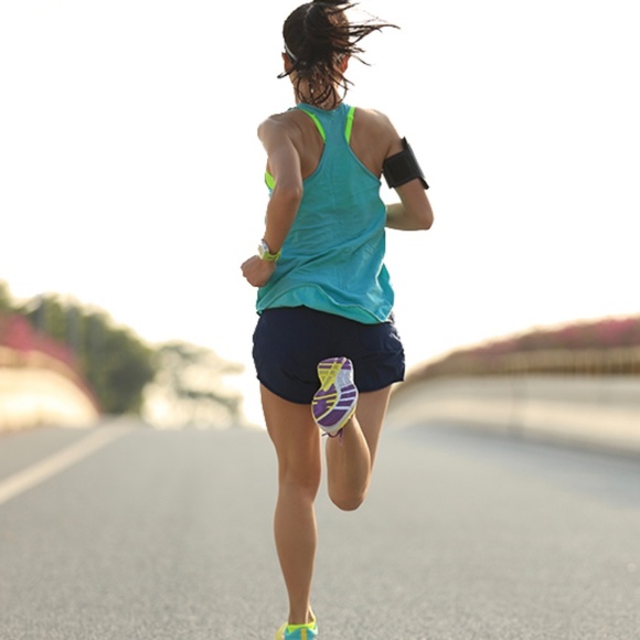 Meet your Posher, Kristen - Picture 4 of 5